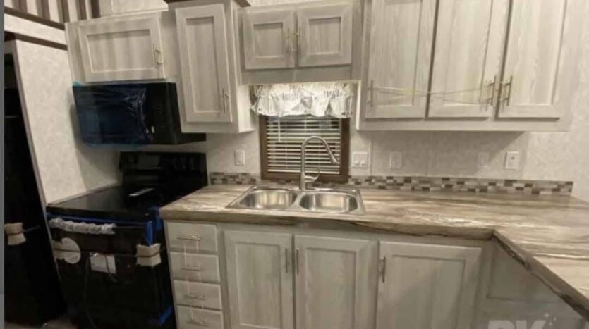 Brand New 2024 Forest River Quailridge Tiny House RV – Luxury Meets Mobility